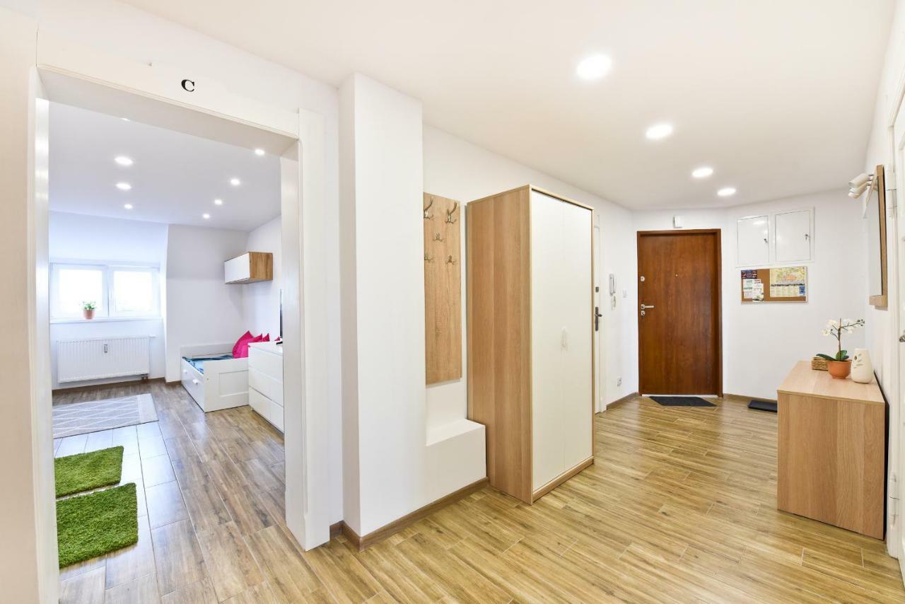 Apartament Centrum Z Miejscem Parkingowym Torun Exterior photo